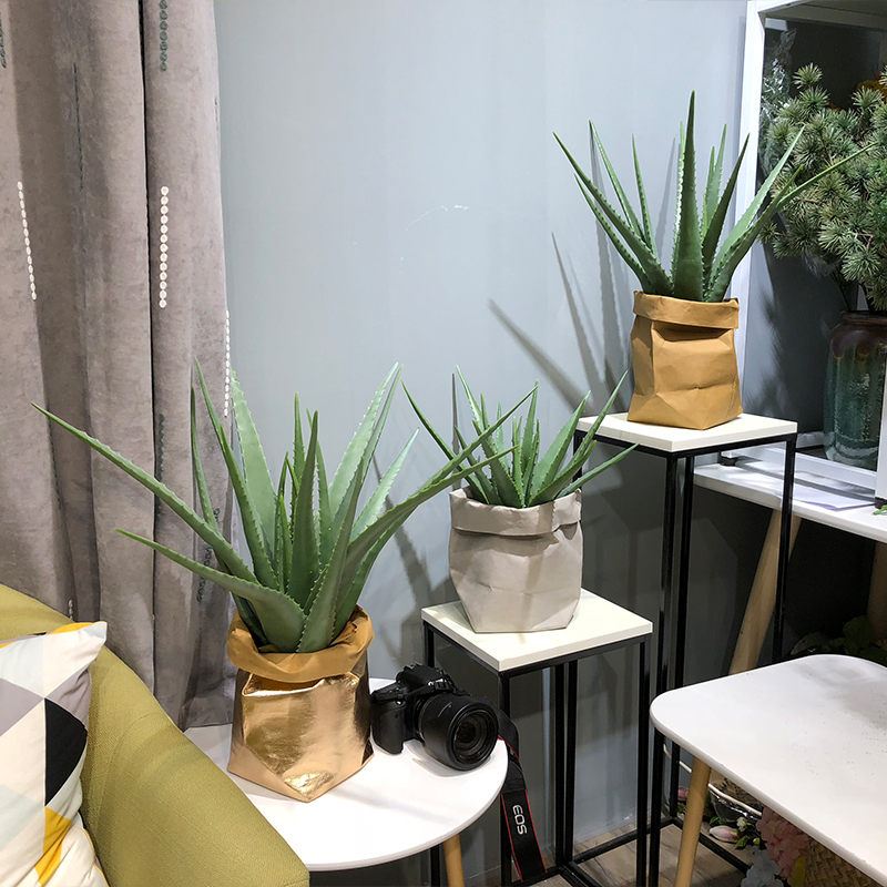 Nordic Decoration Emulation Aloe Vera ball potted simulation violin leaf banyan plantain home plant creative green plant swaying pieces