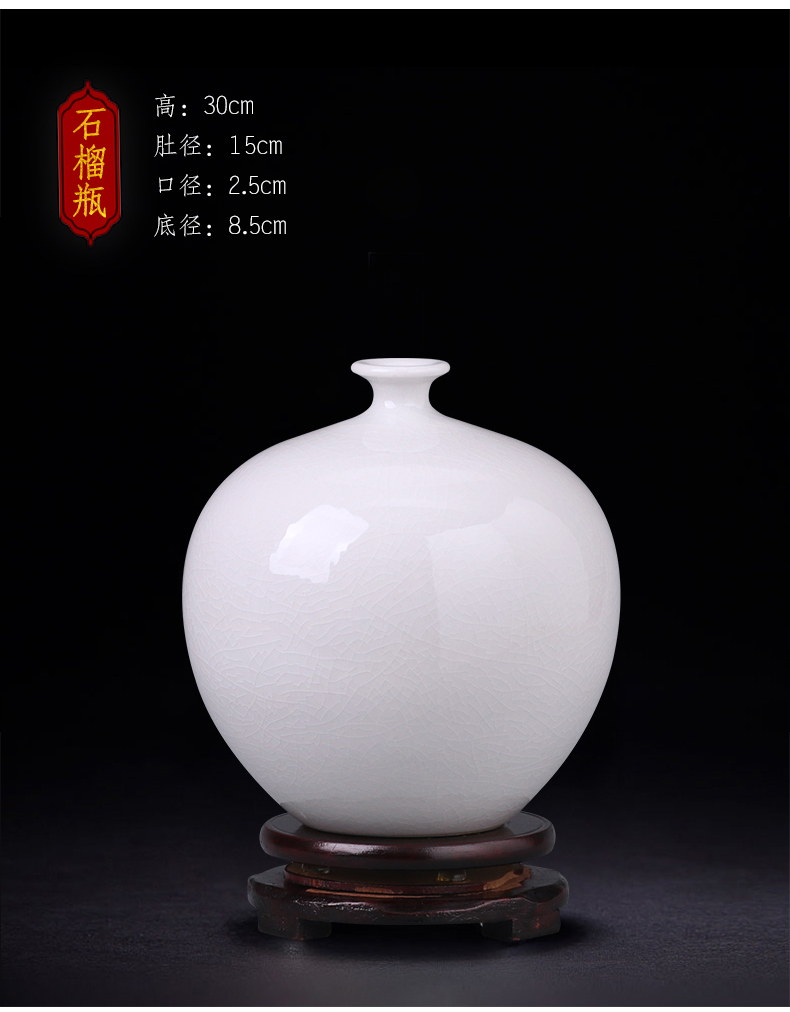 Jingdezhen ceramics furnishing articles sitting room of I and contracted white vase flower arrangement home wine rich ancient frame adornment