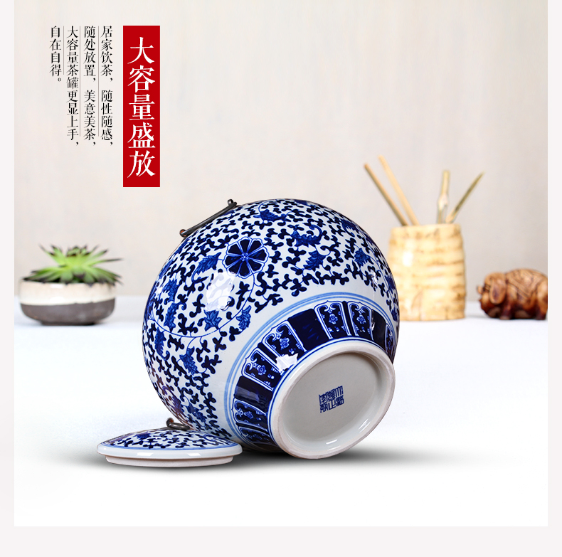 Jingdezhen ceramics general blue and white porcelain tea pot storage tank with cover to receive Chinese style household decorative furnishing articles