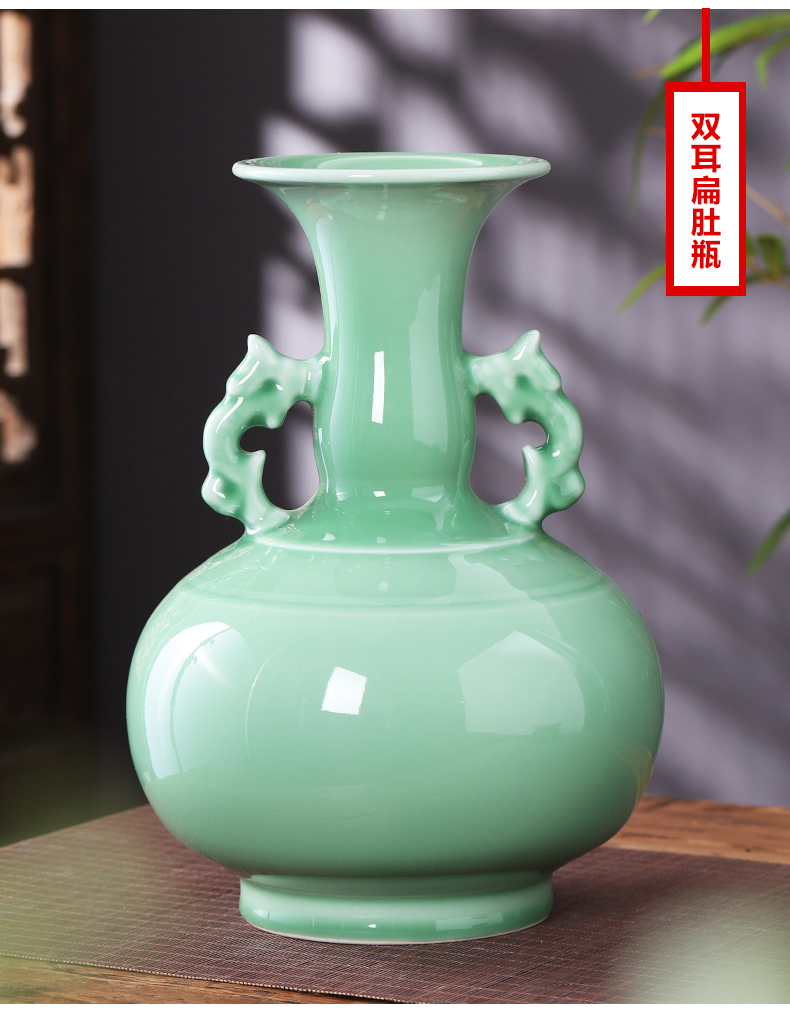 Jingdezhen ceramics green glaze vase restoring ancient ways furnishing articles of Chinese style is contracted household living room TV ark adornment arranging flowers