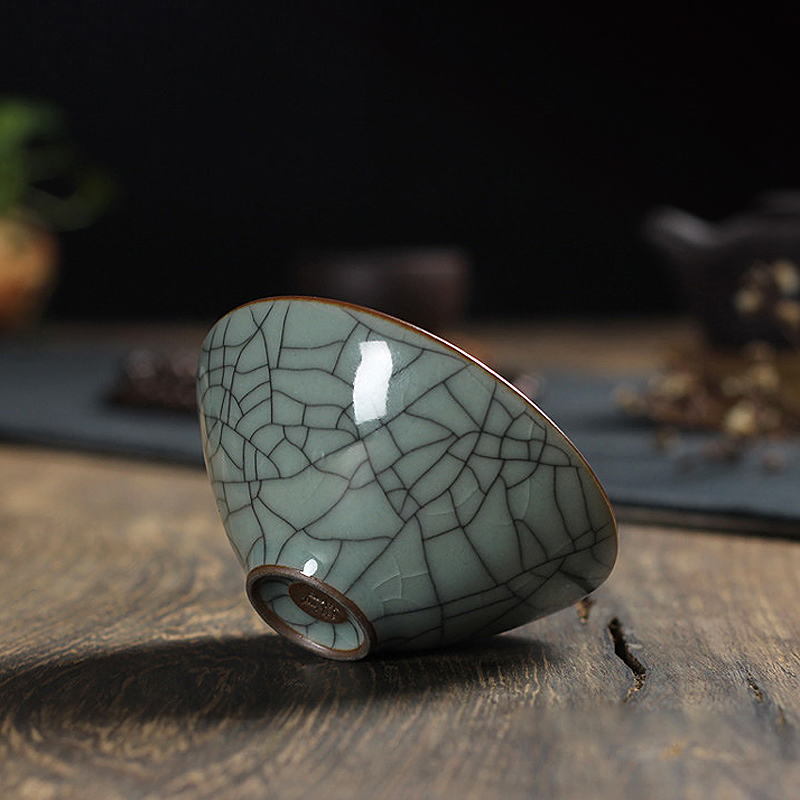 Longquan celadon tea cup Master Cup Kung Fu Tea Cup Cup Cup giln ice cracking ceramics single bucket large