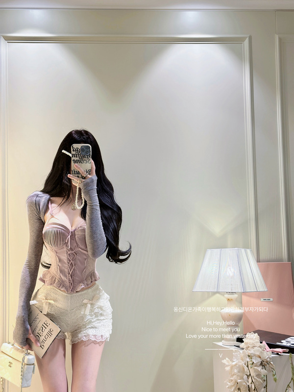 【Class Break Ballet】Pure Satin Strappy Corset Camisole Top for Women + Tencel Long Sleeve Puffy Skirt Pants 【Class Break Ballet】Pure Satin Strappy Corset Camisole Top for Women + Tencel Long Sleeve Puffy Skirt Pants