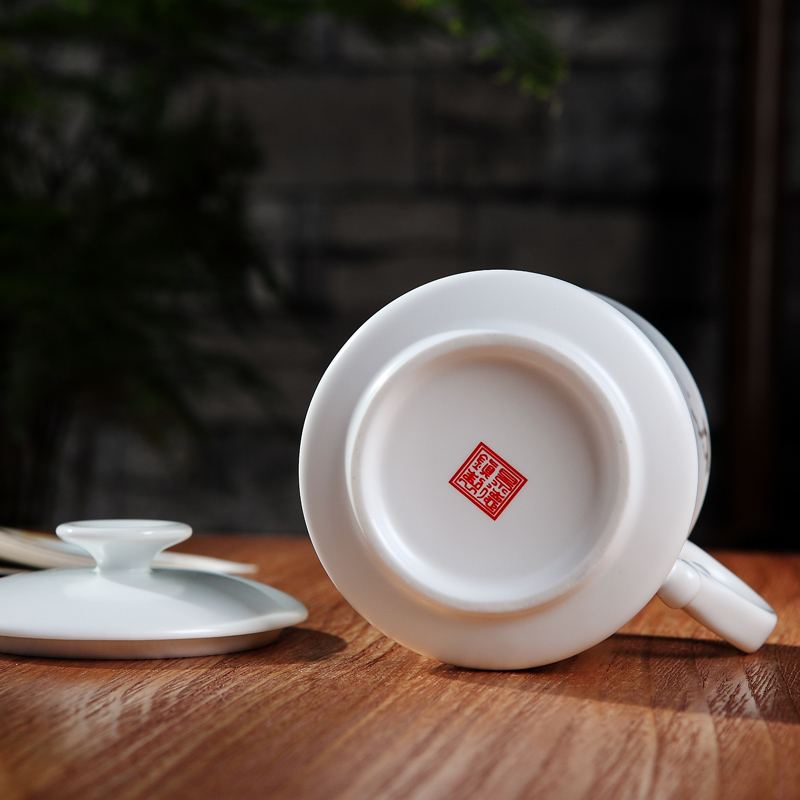 Jingdezhen ceramic cups with cover new filter glass with the personal office cup men 's and women' s gift tea set