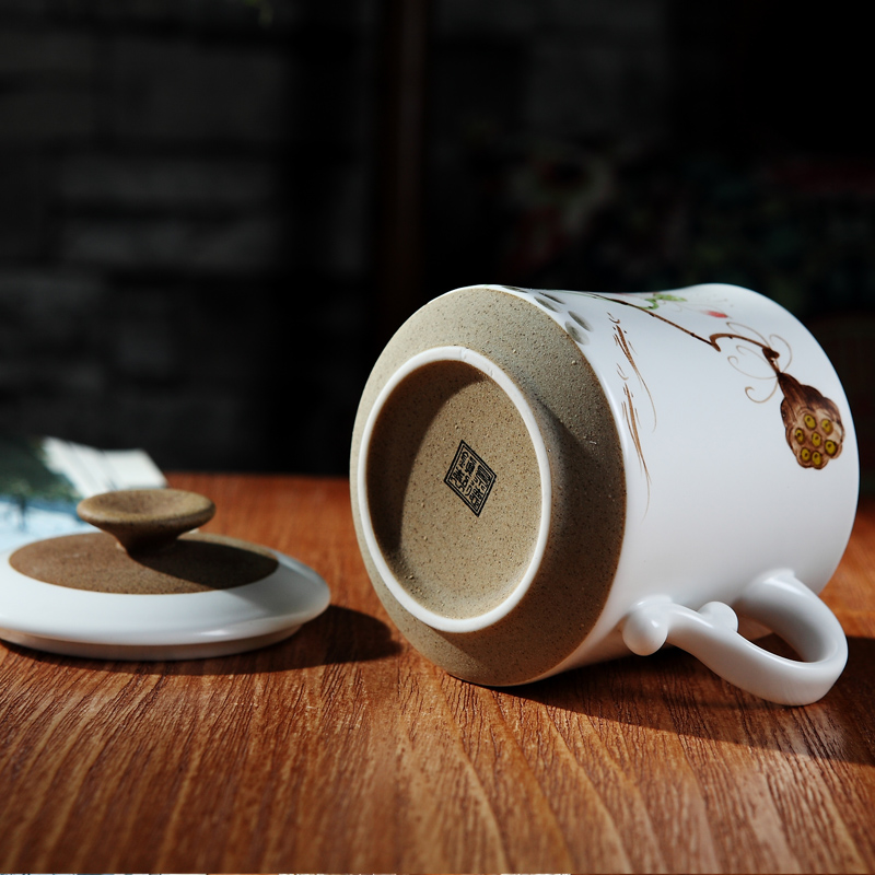 Jingdezhen hand - made of new ceramic cups with cover filter move woman with personal office water glass tea set