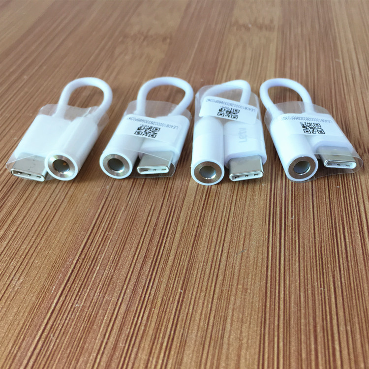 Type c mobile phone headset adapter cable converter Le2 pro max 3 5 audio female to type C male