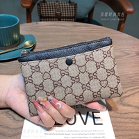 Черный, можно установить ключ, натуральная кожа.