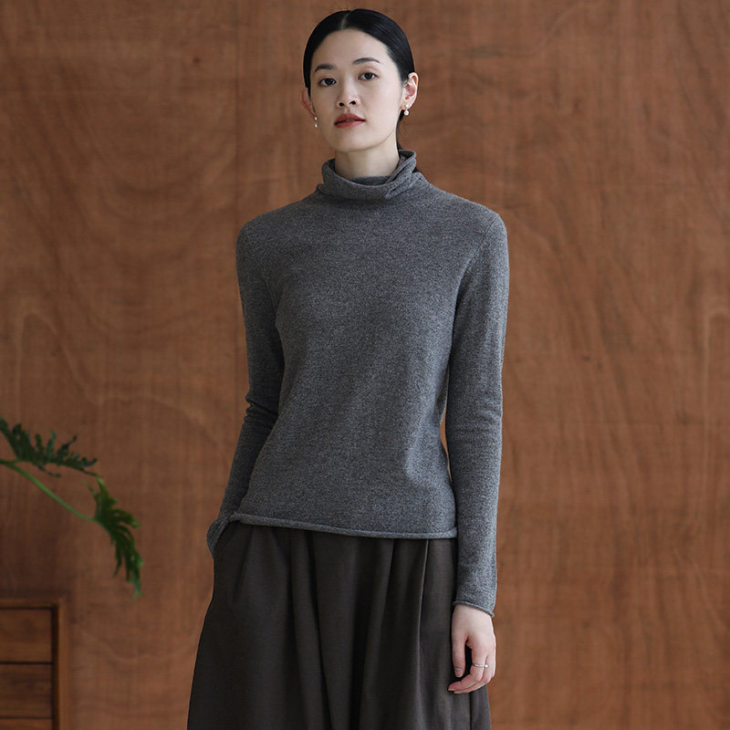 The Temple Mountain Moon is also soft and full of happiness ~ AllaShane JI pints pure cashmere base high neckline cardigan