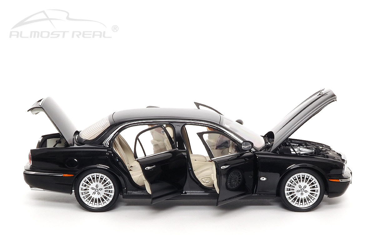 Almost Real AR 1/18 Scale Jaguar XJ6 X350 Metal Diecast Model Car