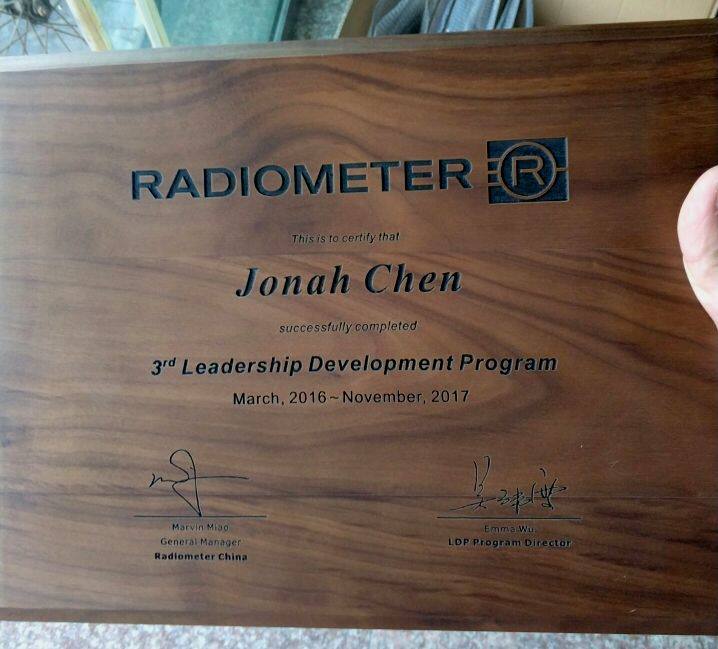 Solid wood medal set to be authorized Black Hu Peach Wood Sign Bronze Medal Making Certificate Award Certificate