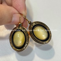Artist jewelry Anna court style retro yellow glazed ear hook 568 deposit 400 non-refundable and non-exchangeable