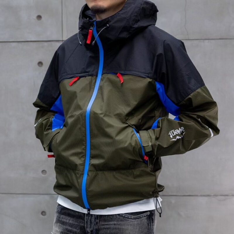 2025 Japanese Trendy New Outdoor Functional Color-Blocked Waterproof and Windproof Couple's Hooded Jacket