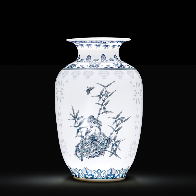 Jingdezhen ceramics and exquisite painting of flowers and blue and white porcelain vase household adornment of I and contracted wine study furnishing articles