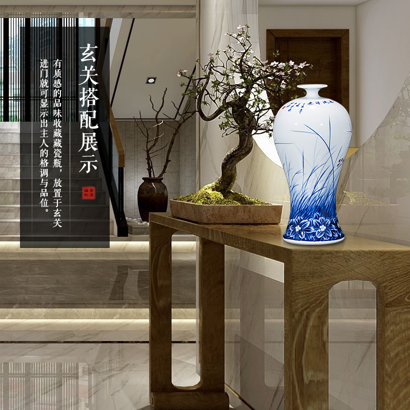 Jingdezhen ceramics hand - made household adornment blue and white porcelain vase wine porch sitting room TV ark, furnishing articles