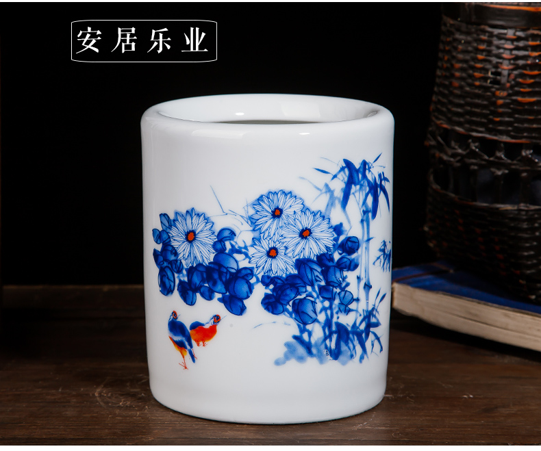 Jingdezhen ceramics modern creative practical household porcelain brush pot office supplies decoration decoration gifts