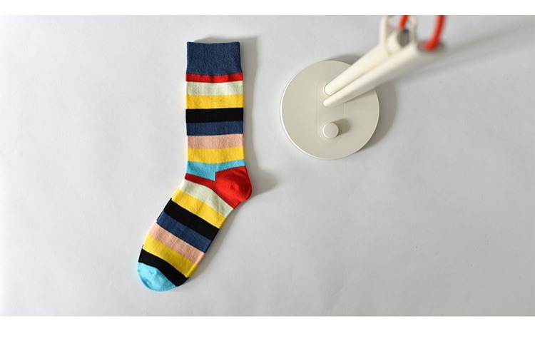 Tide vớ nam ống vớ cotton mùa xuân và vớ mùa thu 3 hộp quà tặng đôi vớ sọc lớn châu Âu và Hoa Kỳ Fan Chao tất lười