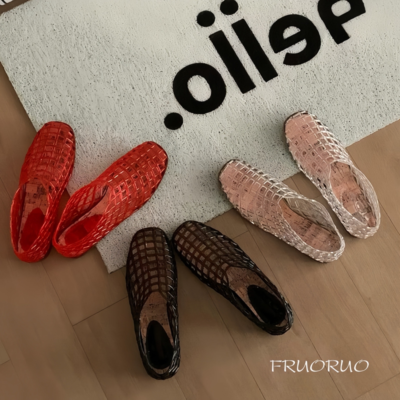 Japanese Fruoruo Crystal Jelly Clogs for Women, Summer Flat Fashion Closed-Toe Beach Hollow-Out Sandals Trendy