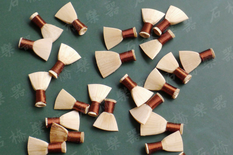 New spot repaired reed whistle professional suona reed large, medium and small tune door full