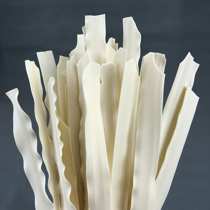 Wide noodles, oil splashed noodles, a box of noodles (400g*3 packs), a whole box of dried noodles in bags, no salt and low sodium