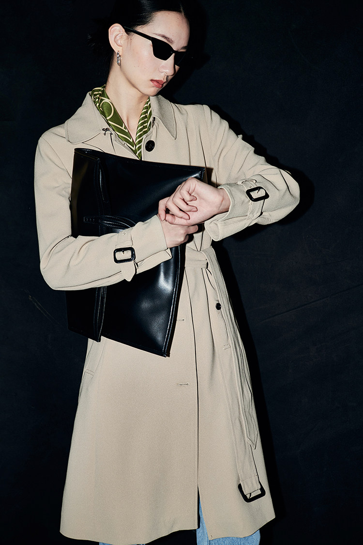 Jia Fengjia Narrow Public Beauty Leader Japanese Triacetic Acid Lightweight Chic Wrinkle Resistant Simple Mid-Length Windbreaker FY0340