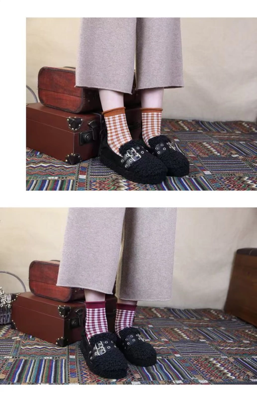 Vớ hoang dã retro cuộn bên vớ cotton mùa thu và mùa đông Phiên bản Hàn Quốc của trường đại học Nhật Bản gió vuông nhỏ lưới dễ thương