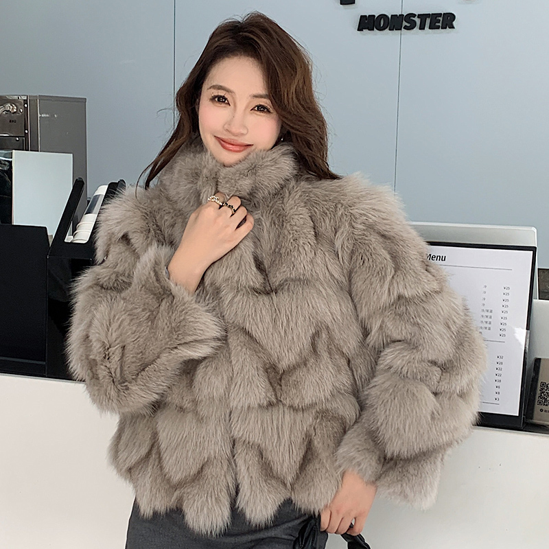 2025 Autumn/Winter New Style Fox Fur Coat Short Women's Haining Fur Outerwear Fur Integrated Coat for Young People
