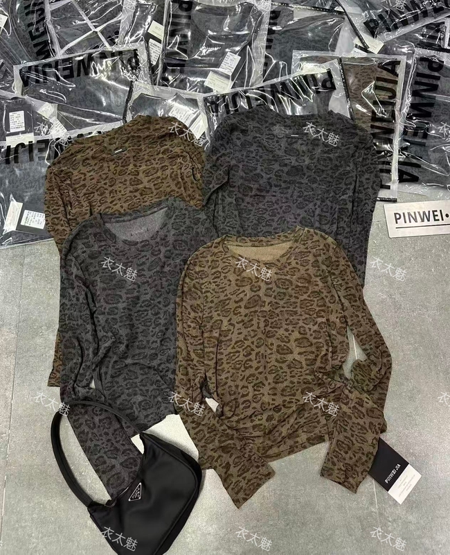 3029 Model 2026 Early Autumn New Style Dark Floral Leopard Print Pattern Stretchy Versatile Long-Sleeve Base Shirt Round Neck Niche T-Shirt 3029 Model 2026 Early Autumn New Style Dark Floral Leopard Print Pattern Stretchy Versatile Long-Sleeve Base Shirt Round Neck Niche T-Shirt