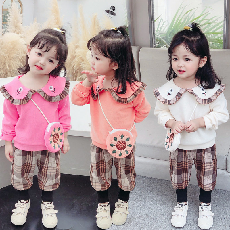 Female Baby Suit Fall New 2022 Baby 1-2-3-year-4 4 Children fit pure cotton long sleeve Korean version two sets of damp