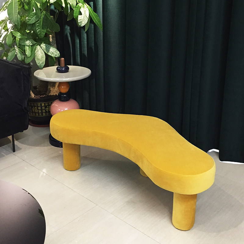 Nordic light luxury net red personality simple triangle shoes stool leisure chair bench sofa beside stool corner stool decoration