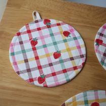 Plaid Strawberry Nordic round sandwich insulated placematte bowl mat cotton linen fabric hand-made coaster tea mat