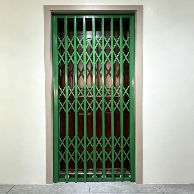 Retro Decorative Folding Door, Flat Iron Rolling Shutter Door, Shop Door, Harmonious Door, Stainless Steel Painted Door, Elevator Telescopic Door
