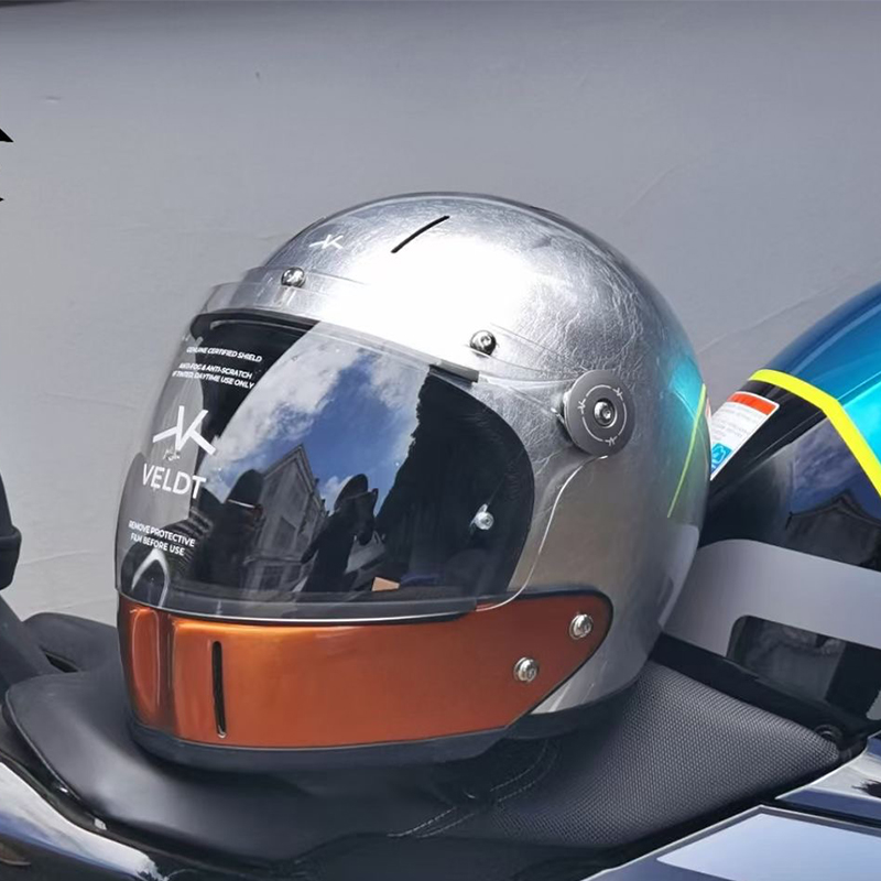 VELDT Carbon Fiber Harelocomotive Retro Safety Helmet Catriumo Iron Dukadi Full Helmet Riding Combined Half Armor