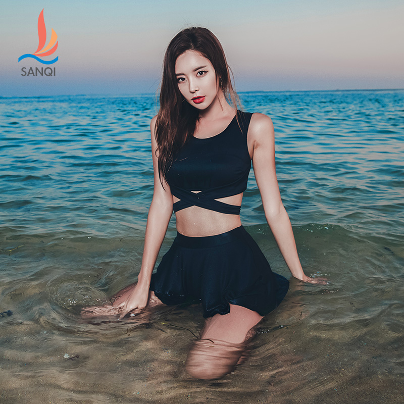 New Sanqi swimsuit women's split skirt flat-angle conservative sports thin sexy Korean bikini solid color swimsuit