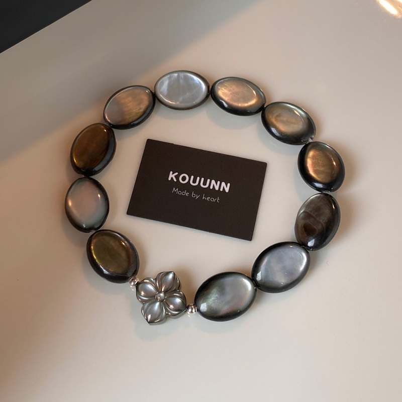 [Secret Realm] Natural Deep Sea Black Mother-Of-Pearl Bracelet for Women 2026 New Popular Colorful Pearlescent Flower Layered Bracelet