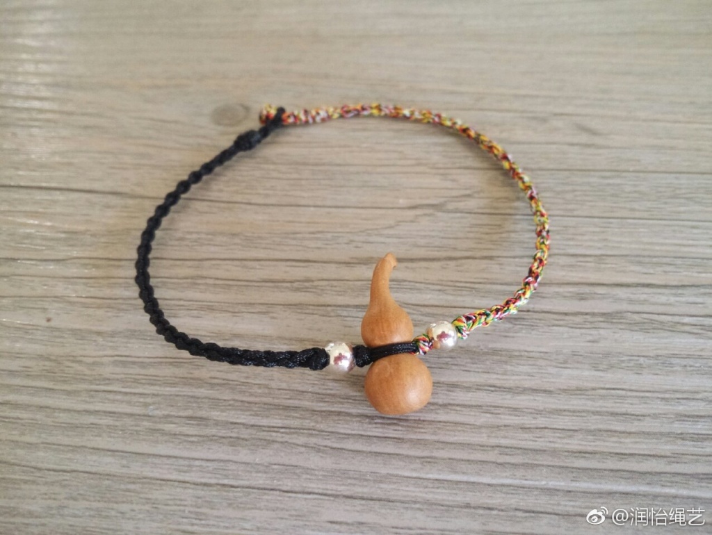 Sự ra đời của kẻ ác độc ác phòng chống tội phạm bảo vệ cơ thể người đàn ông bầu bí đàn ông và phụ nữ bé dây đỏ tay dây đeo vòng chân dây chân - Vòng chân vòng đeo chân nữ bằng vàng