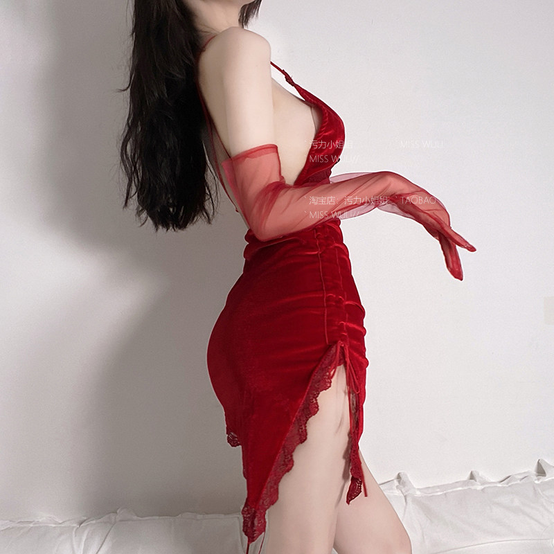 Bouquet Nightrose Sexy Pyjamas Pyjamas Sleeping Dress Lady Spring Fall 2021 Ocean Dress Cross Shoulder Strap Velvet