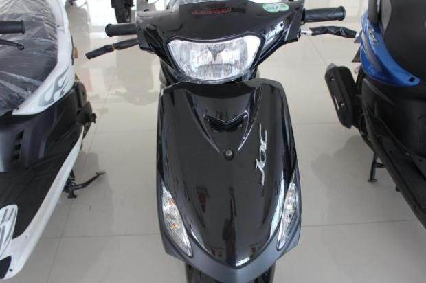 ແທ້ຈິງ Linhai Qiaoge ຮຸ່ນທີສອງ scooter vwufuxi 125 EFI ແຫ່ງຊາດ IV 100 moped JOG ໂຮງງານຕົ້ນສະບັບ