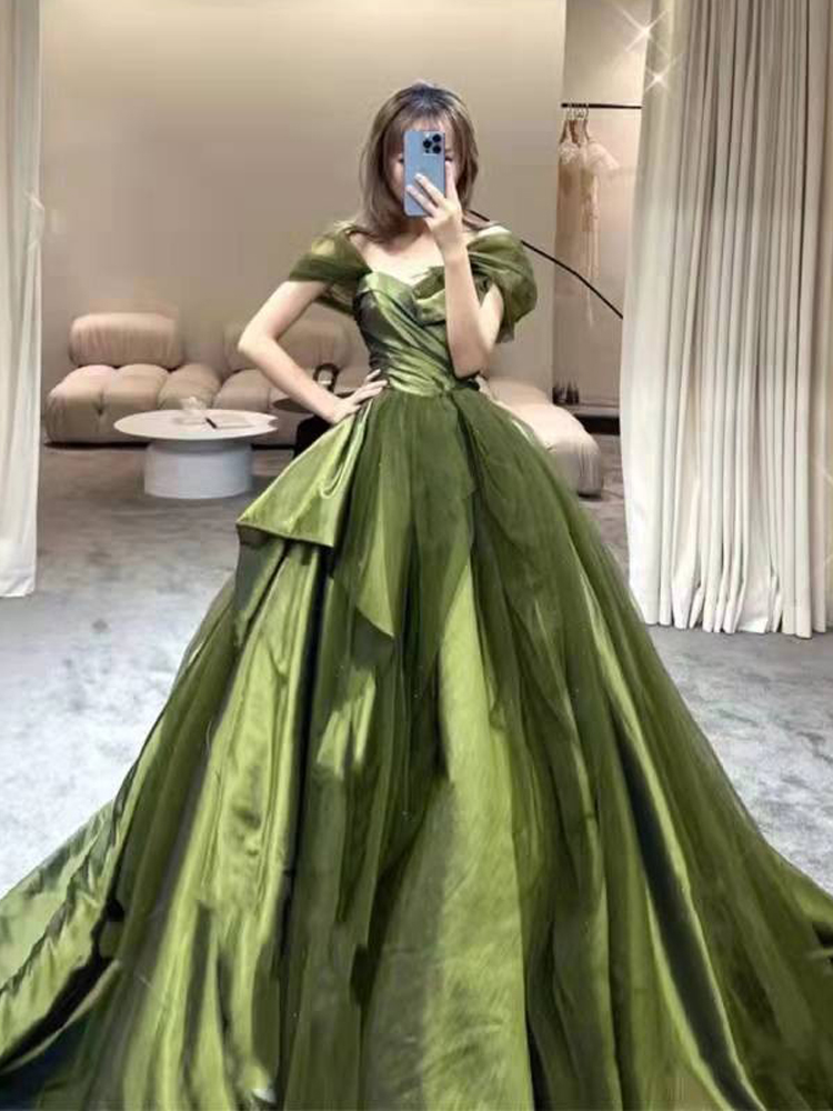 Green wedding dress 2024 noble retro irregular design atmosphere dinner performance stage lead singer puff skirt Green wedding dress 2024 noble retro irregular design atmosphere dinner performance stage lead singer puff skirt