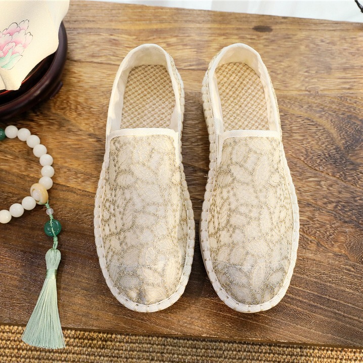 2025 New Summer Flat Mesh Breathable Slip-On Hanfu Layered Cloth Sole Linen Insole Loafers Women's Shoes