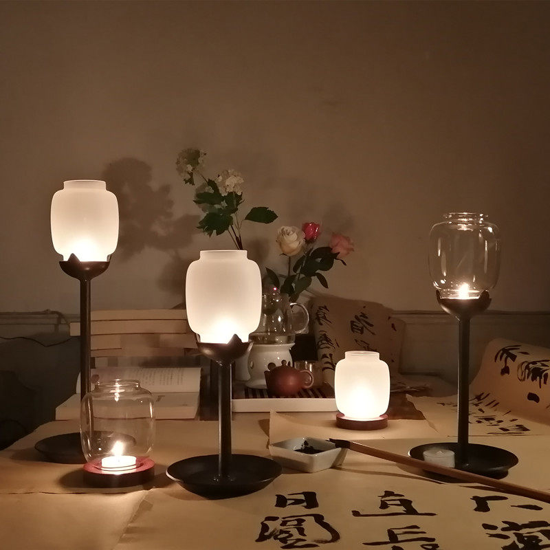 Simple space Candlestick Zen candle lamp cast iron oil lamp retro candle butter lamp photography tea props