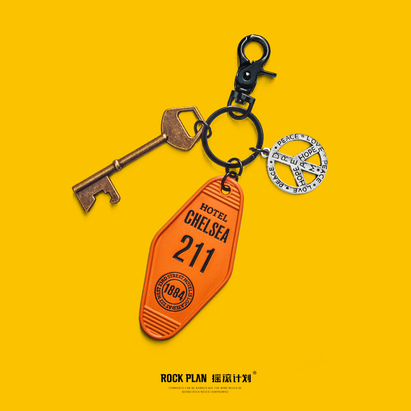 Rock plan key chain car creative couple net red Douyin same style Chelsea Hotel trendy key chain male