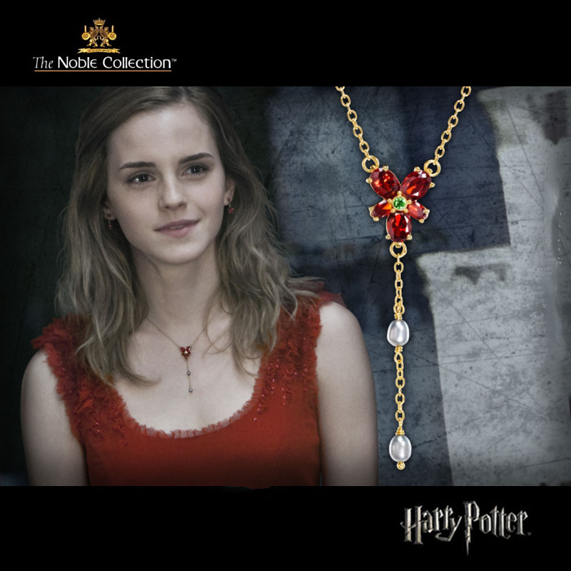 The American Warner Genuine Harry Potter Perimeter of the Christmas Ball Hermione Petals Pendant Crystal Pearl Necklace