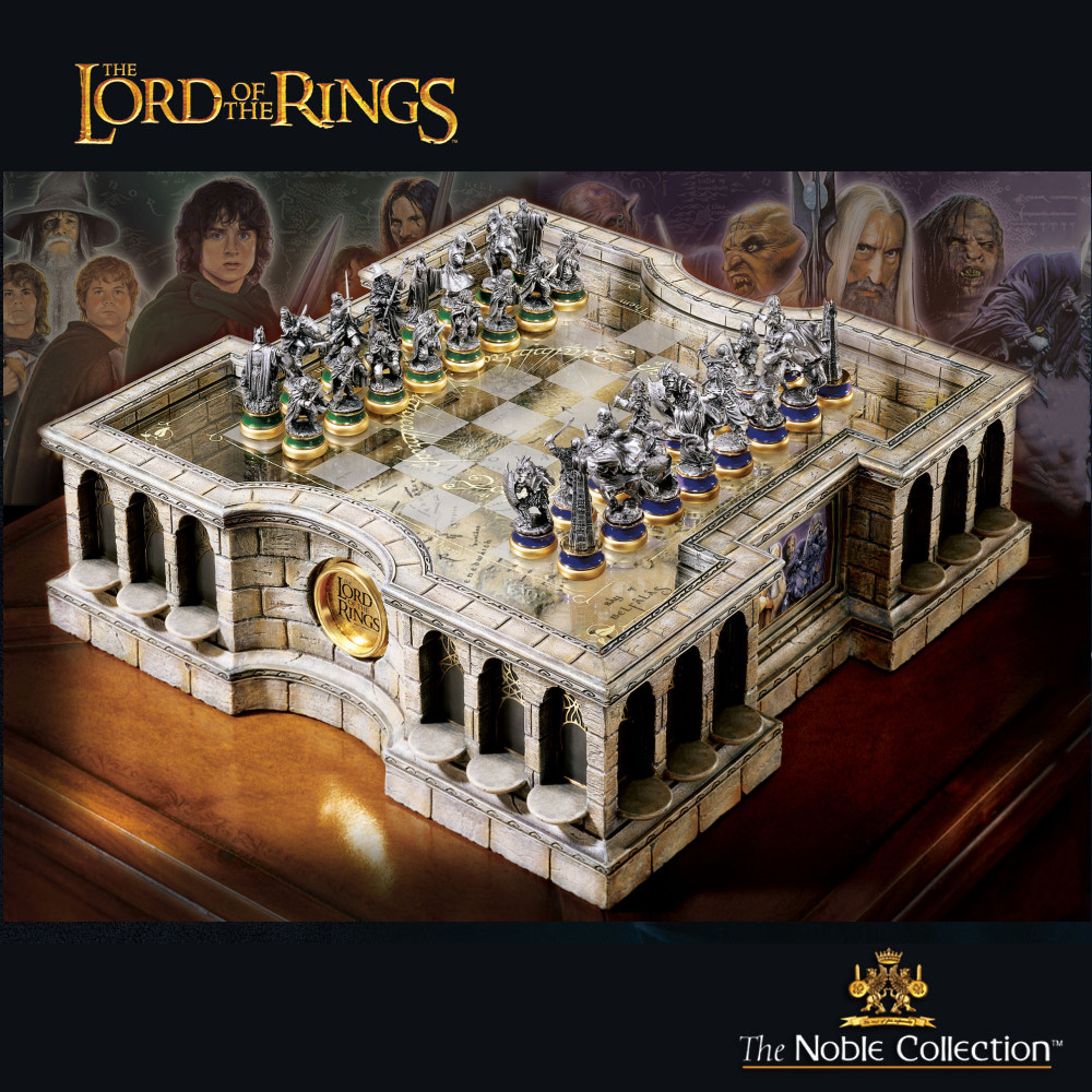Official website Warner genuine Lord of the Rings surrounding the Lord of the Rings Hobbit land map chess