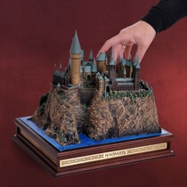 Warner Genuine Harry Potter Perimeter Hogwarts Castle Hands Office Pendulum Model Wooden Base Statue