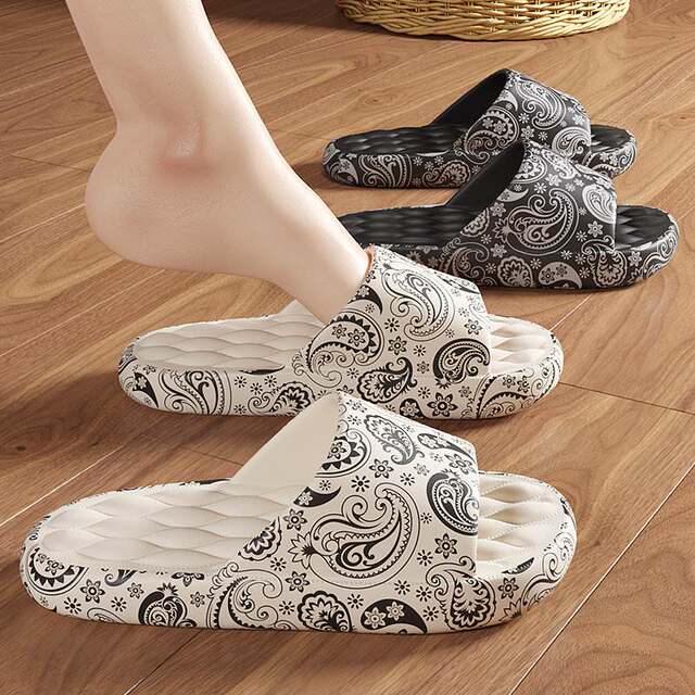 Men's Summer Outdoor Slippers 2024 New Model Indoor Home Bathroom Non-Slip Eva Slippers with a Soft Stepping Feel for Men