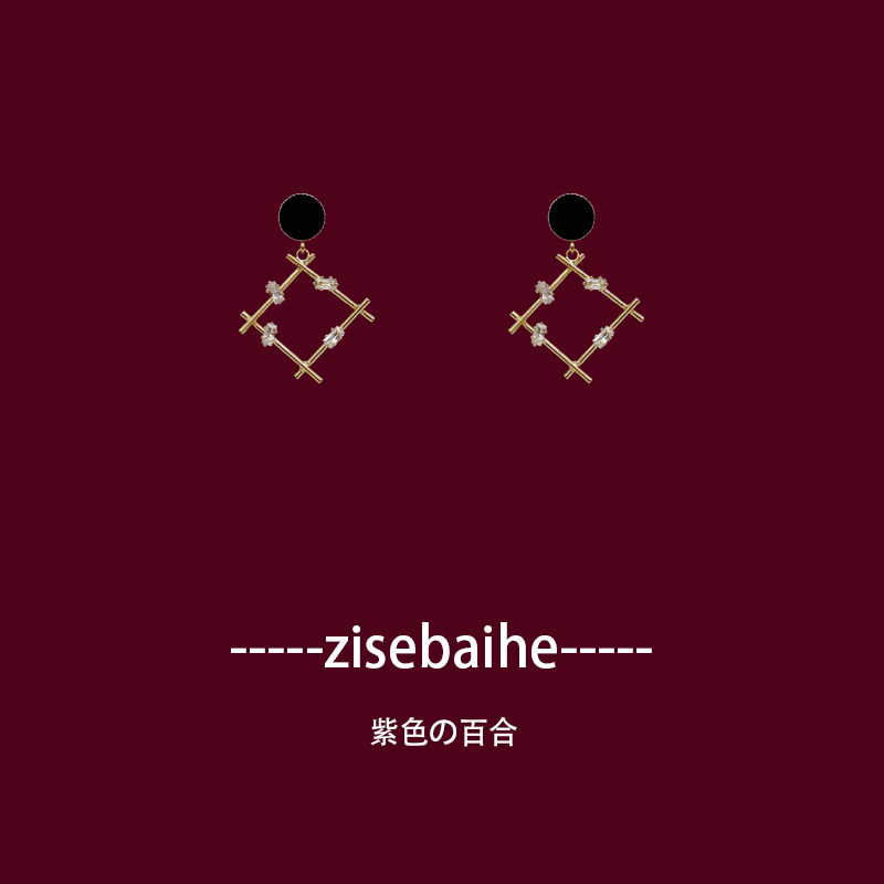 South Korea hollow diamond-shaped zircon earrings female 925 sterling silver hypoallergenic painless ear clips without ear holes earrings temperament