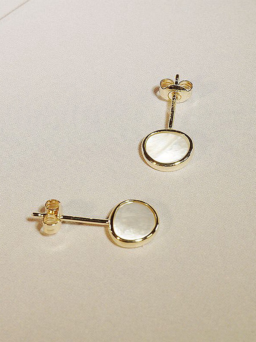 FAD Japanese light luxury light jewelry 10K gold white mother-of-pearl three-dimensional earrings earrings personality exquisite all-match female jewelry