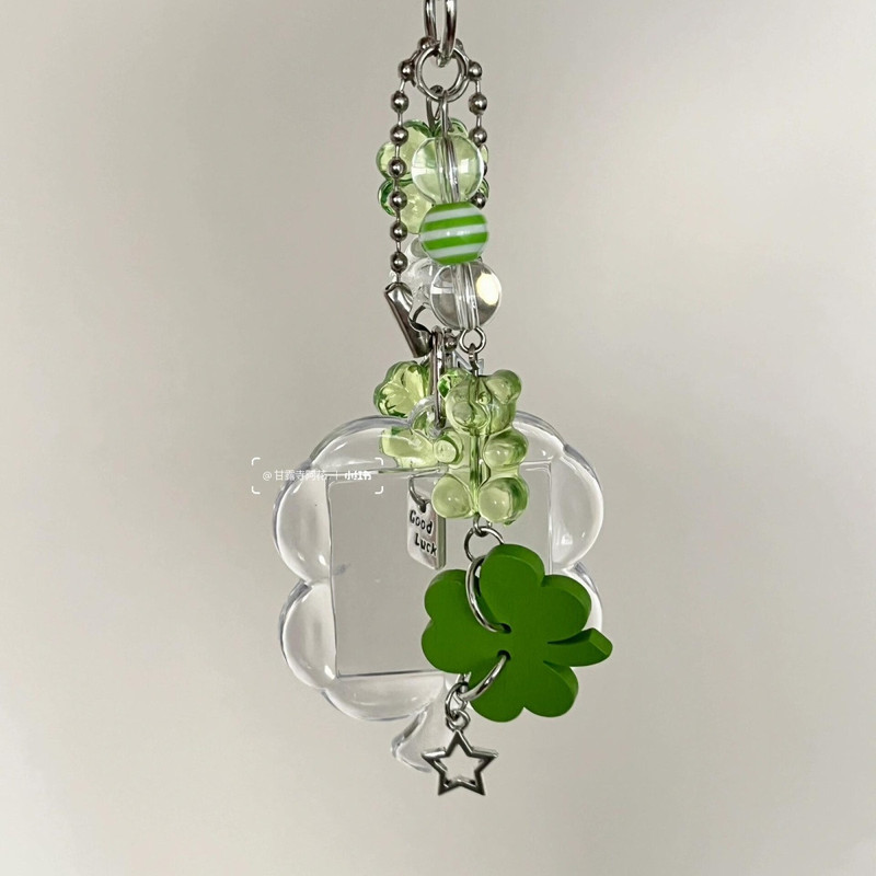 Vintage Four-Leaf Clover Photo Frame Can Hold Cards, Keychains, Phone Charms, Bag Decorations, Gift-Giving, Niche Creative Items