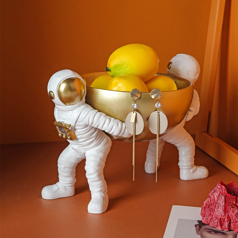 Living room entrance Astronaut storage decoration key display table shoe cabinet decoration creative home gift decoration