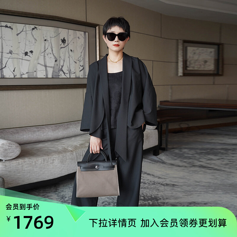 Deconstructivism is a fashionable fashion - imported fabric of Peru - black wool tops short suit coat