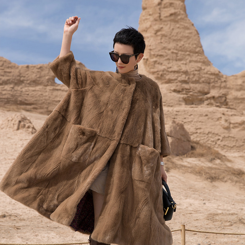 Imported mink fur coat that every goddess needs, 256cm large hem, simple long coat